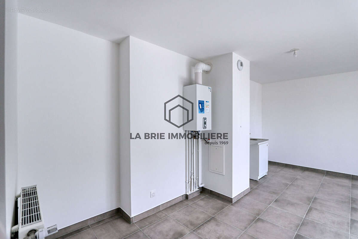 Appartement à CHENNEVIERES-SUR-MARNE