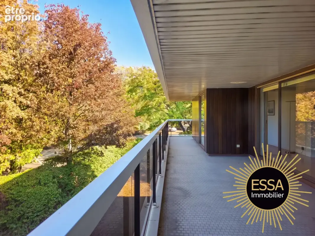Appartement 5 pièces 135 m² à vendre à Rocquencourt (78150) - photo 3