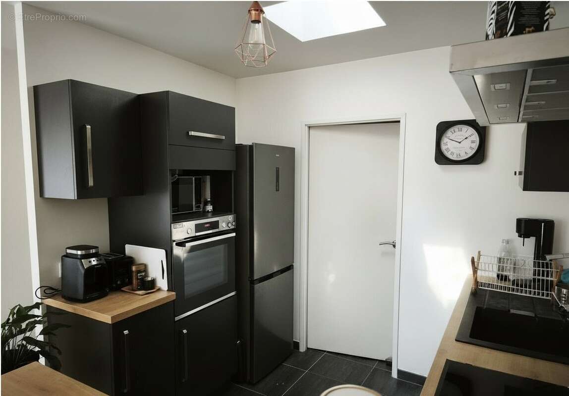 Saint Sébastien sur Loire Plaind pied 2 chambres - photo 3