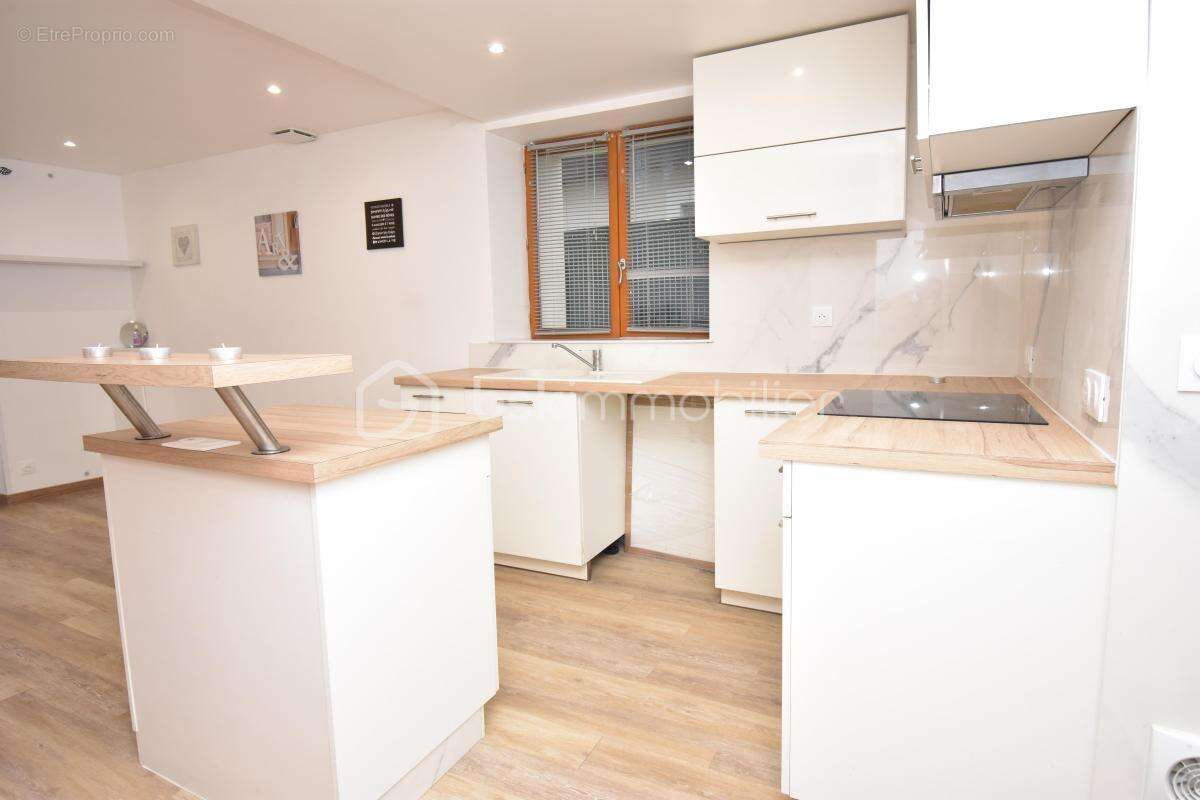 Maison à BERNAY-VILBERT