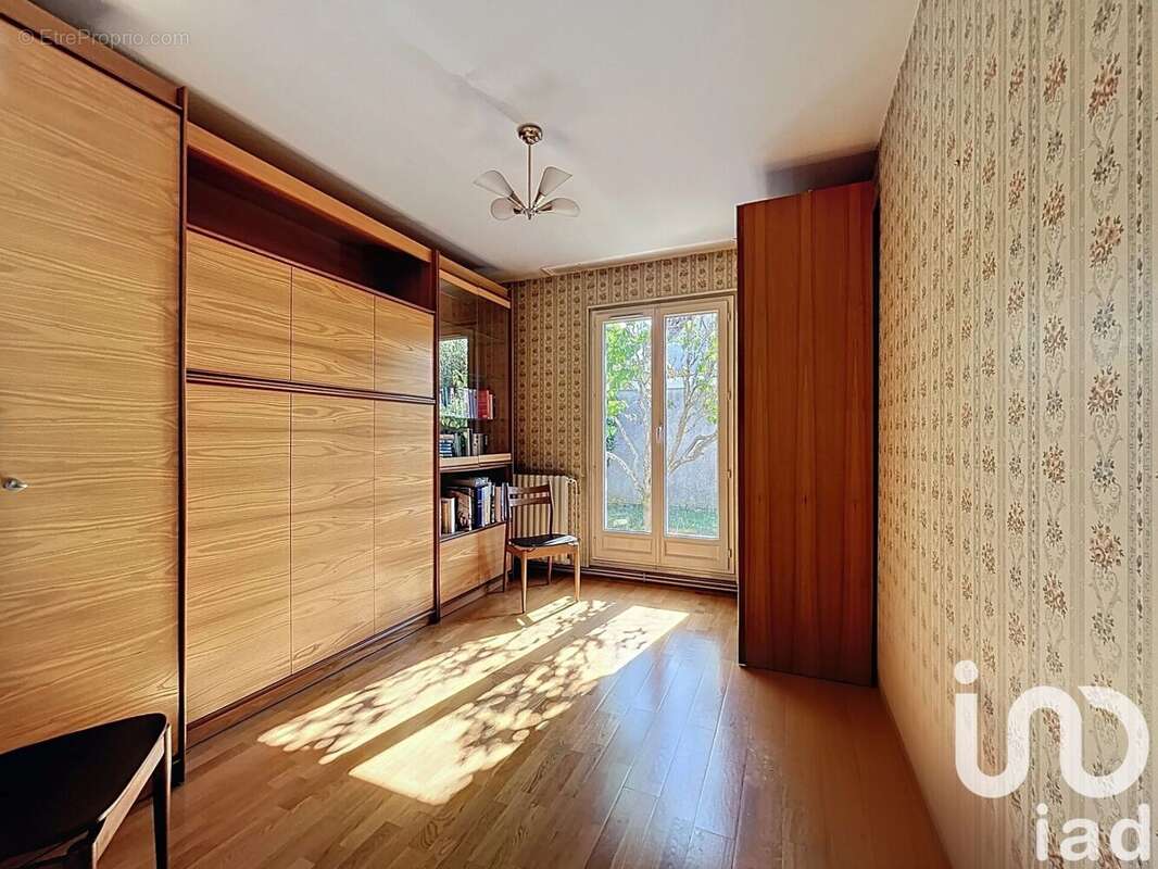 Photo 8 - Maison à VERT-SAINT-DENIS