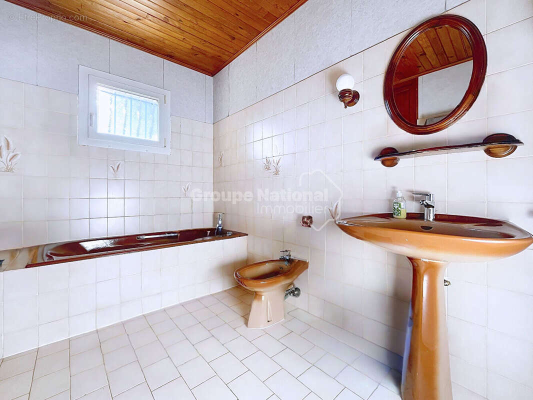 Maison à SUSSARGUES