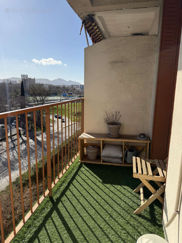 Appartement à MARSEILLE-11E