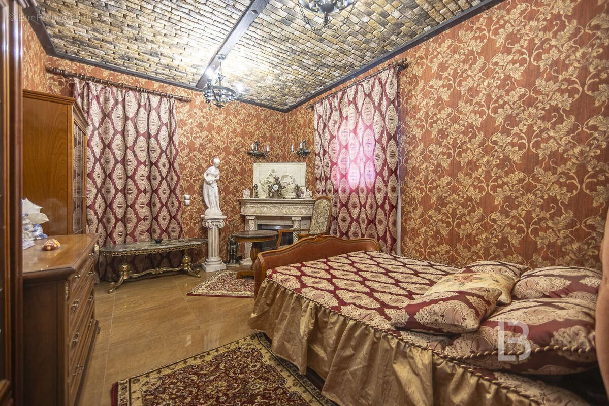 Maison à MOUANS-SARTOUX