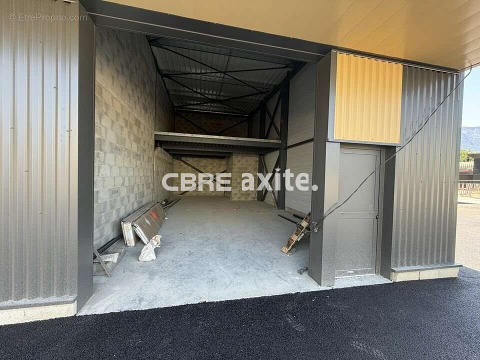 249 m² à Laissaud  - photo 5
