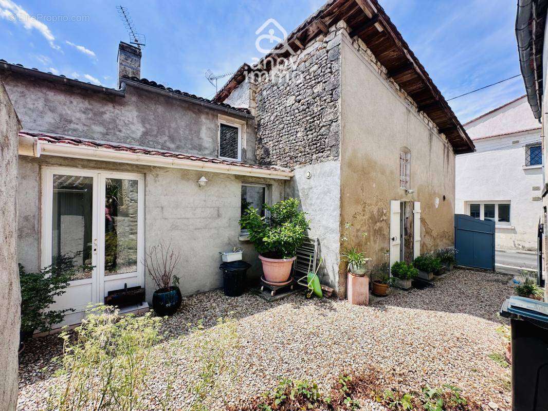Maison à VIBRAC