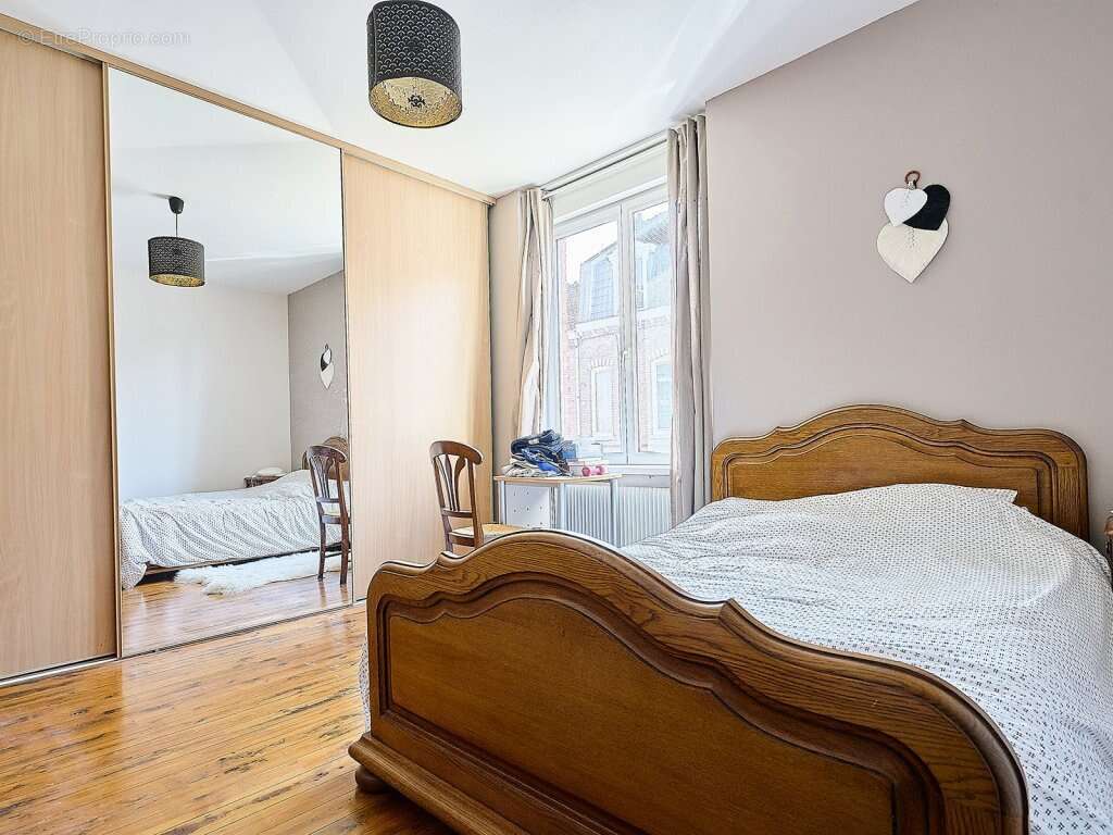 Maison à LA MADELEINE