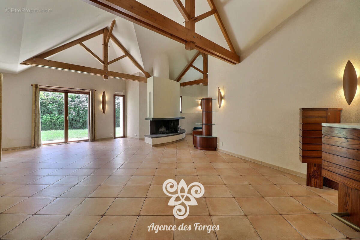 Maison d'architecte de 291m² - 6 chambres - avec piscine intérieure & spa - Carquefou - photo 5