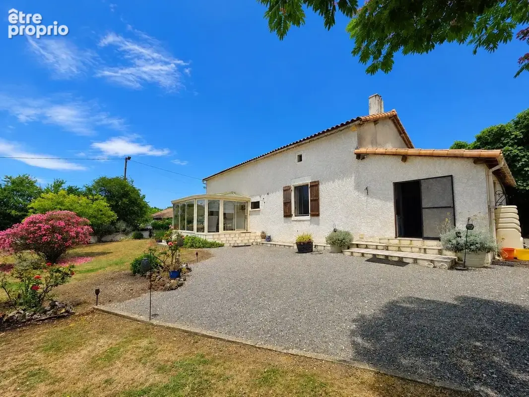 maison coté jardin