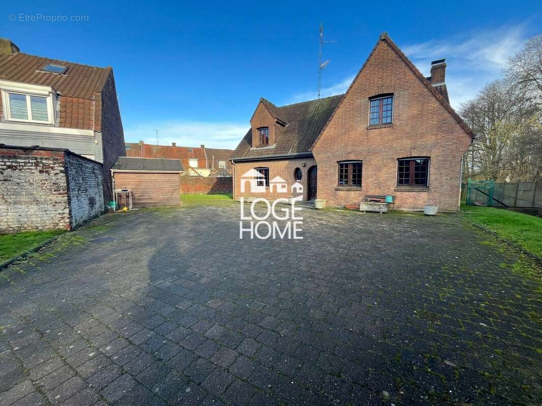 Maison à LYS-LEZ-LANNOY