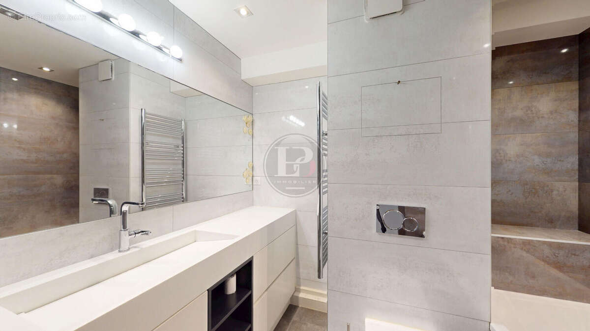 Appartement à ISSY-LES-MOULINEAUX