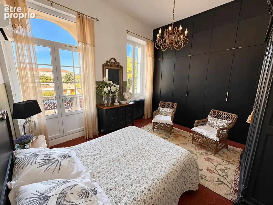 Maison 5 pièces 146 m² à vendre à Trets (13530) - photo 9