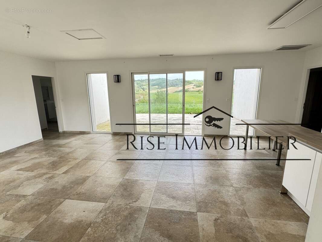 Maison à LA CASSAIGNE