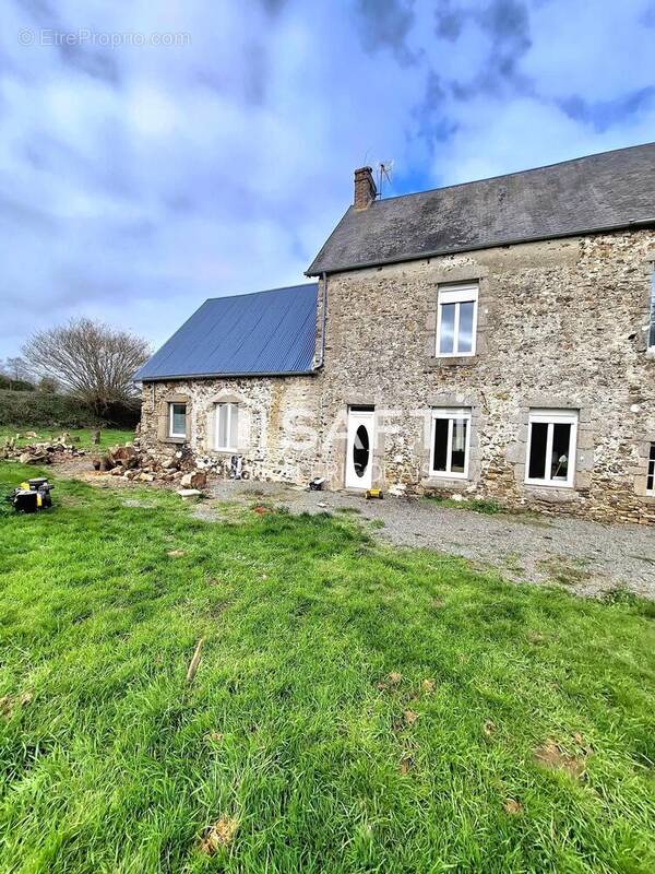 Photo 1 - Maison à TOURVILLE-SUR-SIENNE