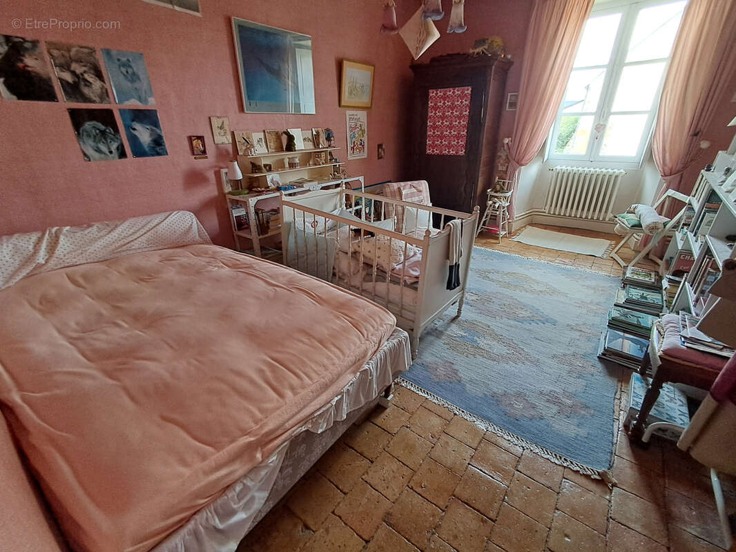 Maison à CHATEAU-GONTIER