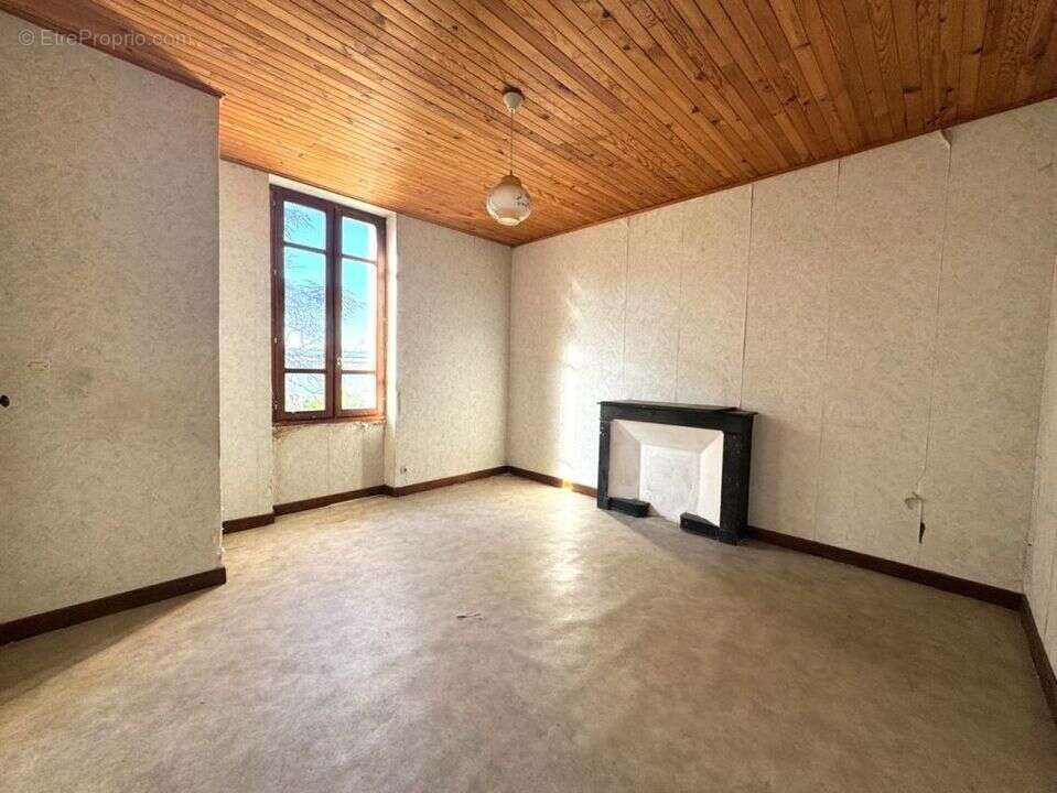 Maison à ROMANS-SUR-ISERE