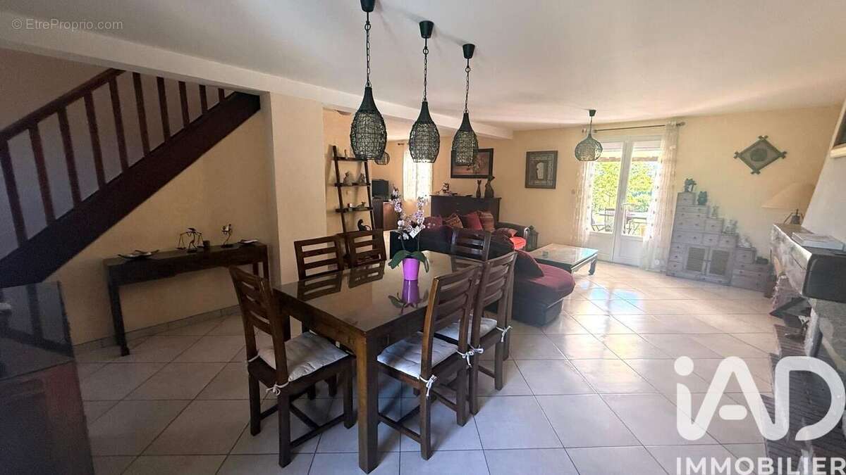 Photo 3 - Maison à SOUCY