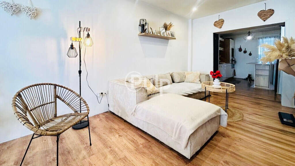 Maison à AVION