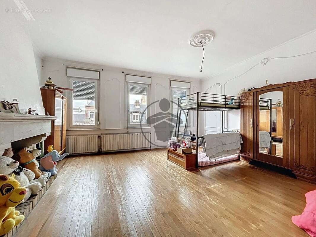 Maison à SAINT-QUENTIN