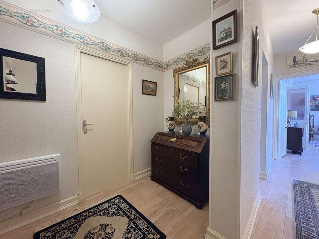 Appartement à COGNAC