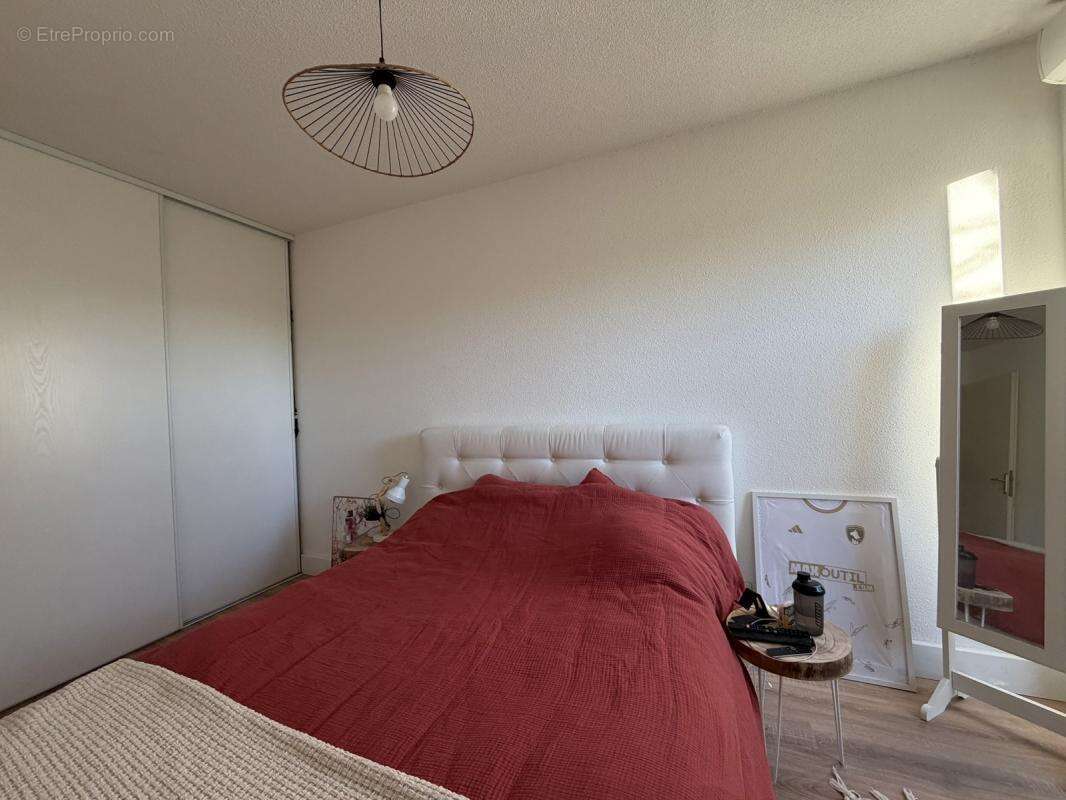 Appartement à SAINT-JUERY