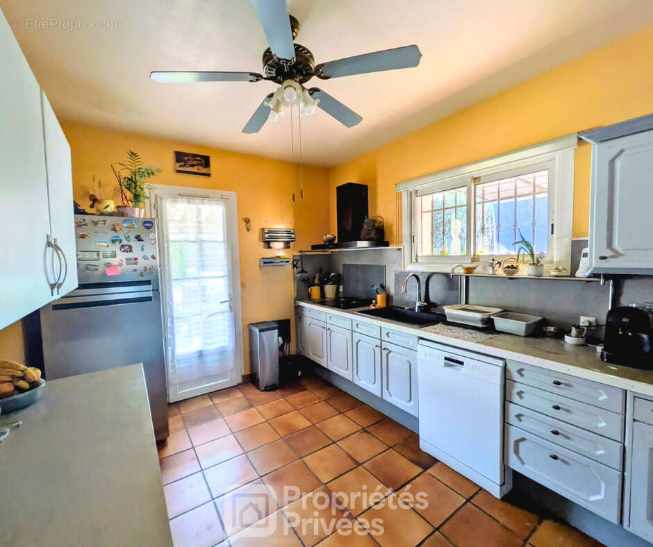 Maison à ROQUEBRUNE-SUR-ARGENS