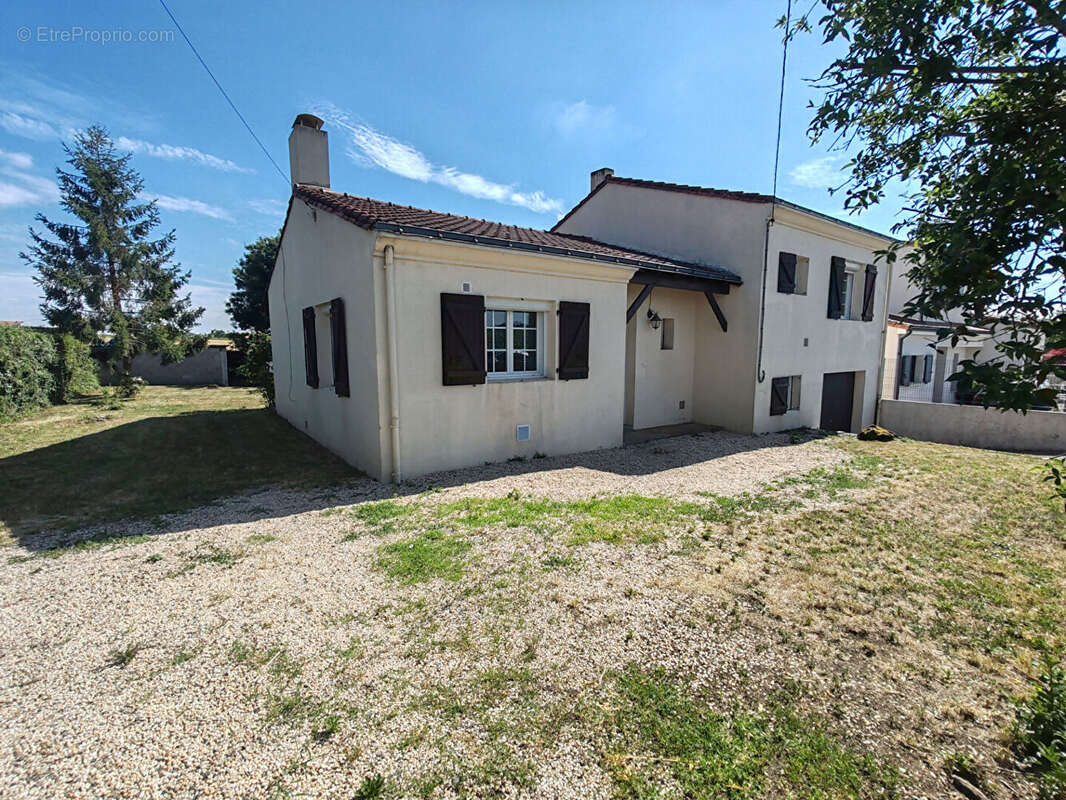 Maison à SAINT-FIACRE-SUR-MAINE