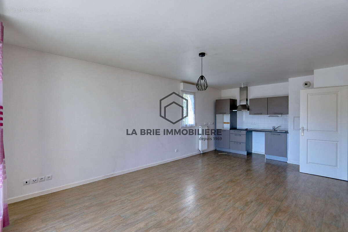 Appartement à VILLECRESNES