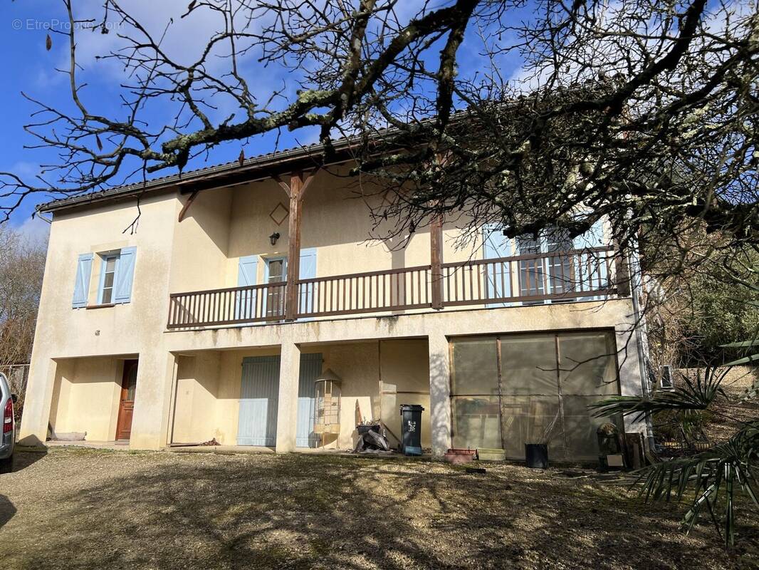 Maison à GOUDOURVILLE