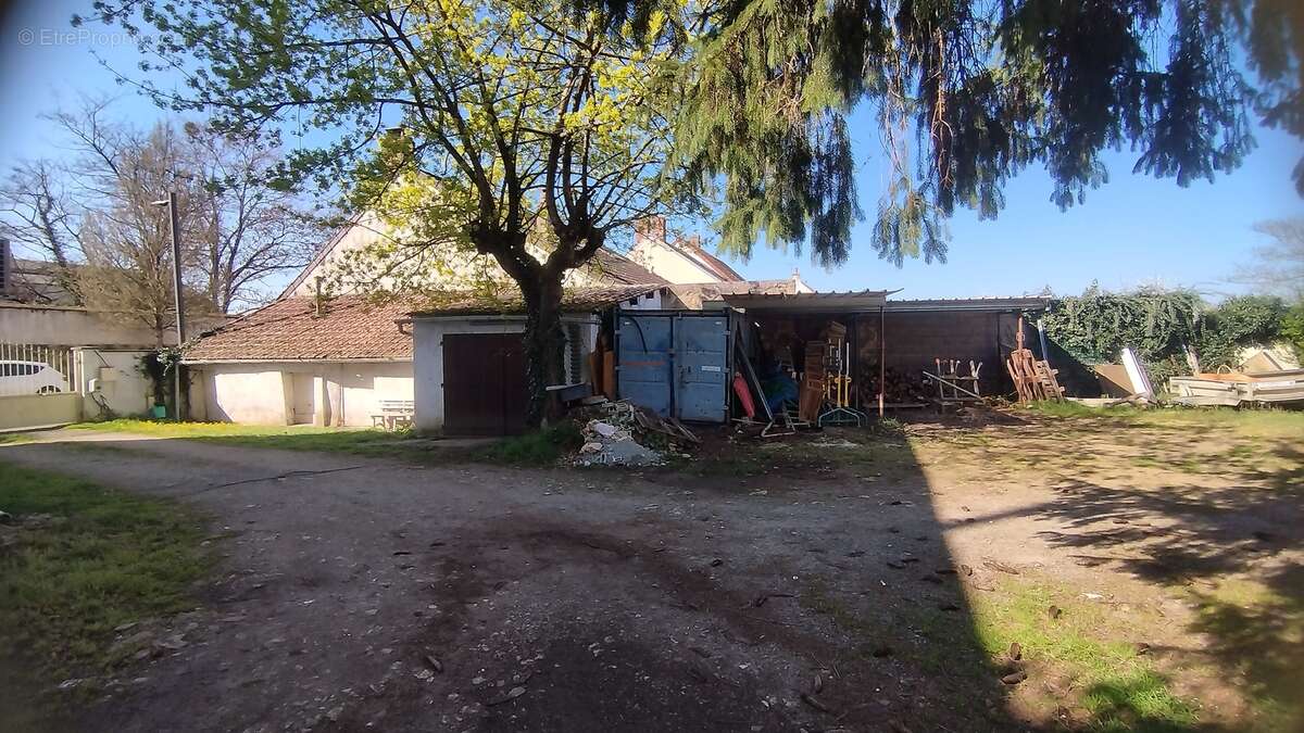 Maison à FOURCHAMBAULT