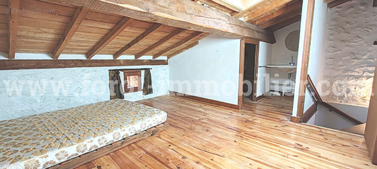 Maison à GILHOC-SUR-ORMEZE