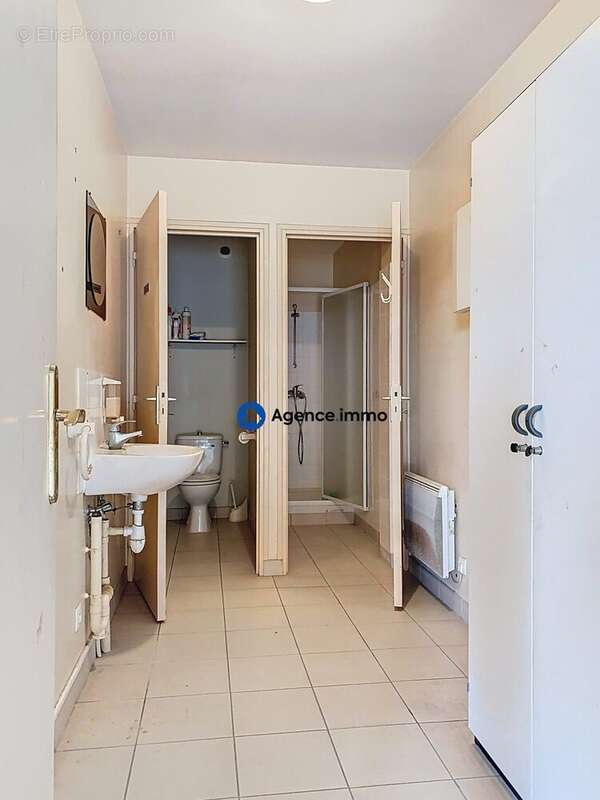 Commerce à SAINT-PATERNE-RACAN