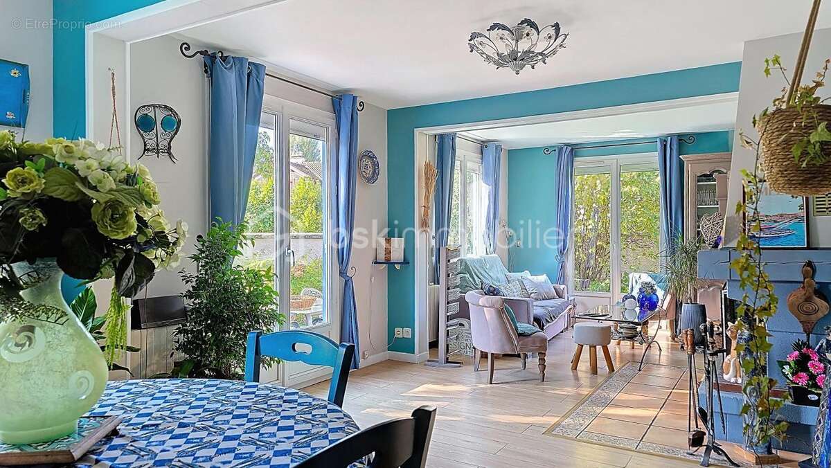 Maison à BRIE-COMTE-ROBERT