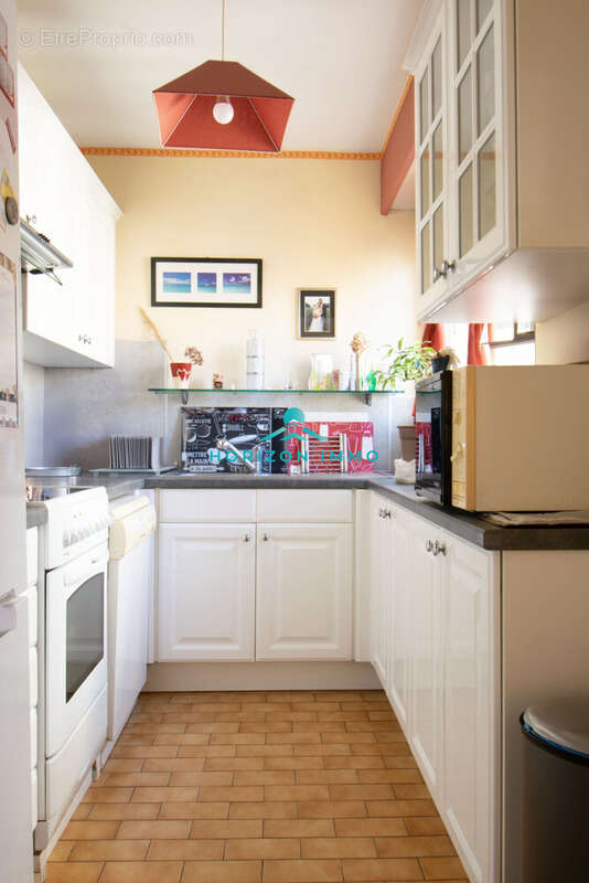 Appartement à SAINT-LAURENT-DU-VAR