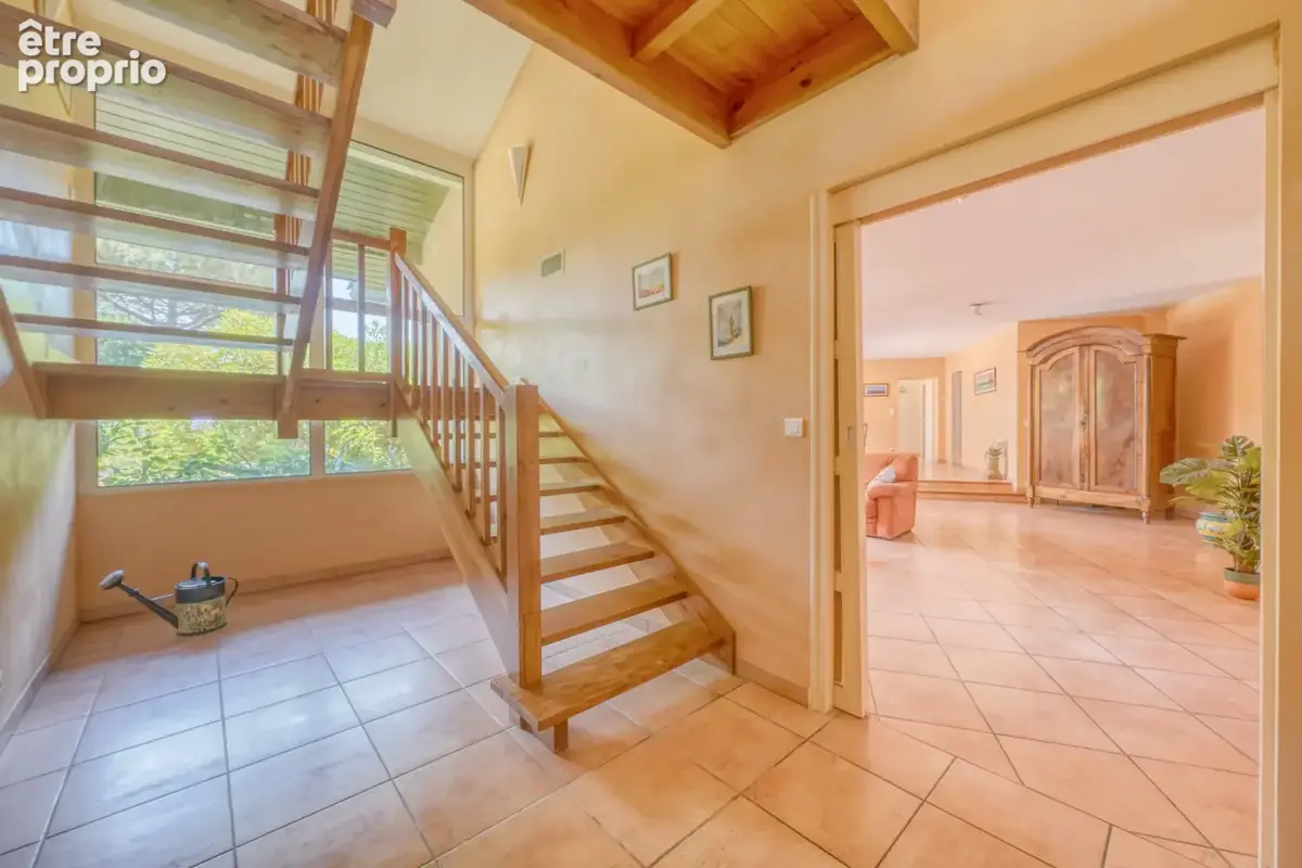 Maison 8 pièces de 261m2 parcelle de 2849m2 - photo 9