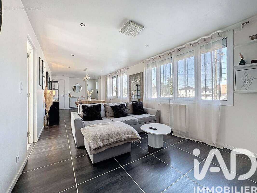 Photo 4 - Maison à PARAY-VIEILLE-POSTE