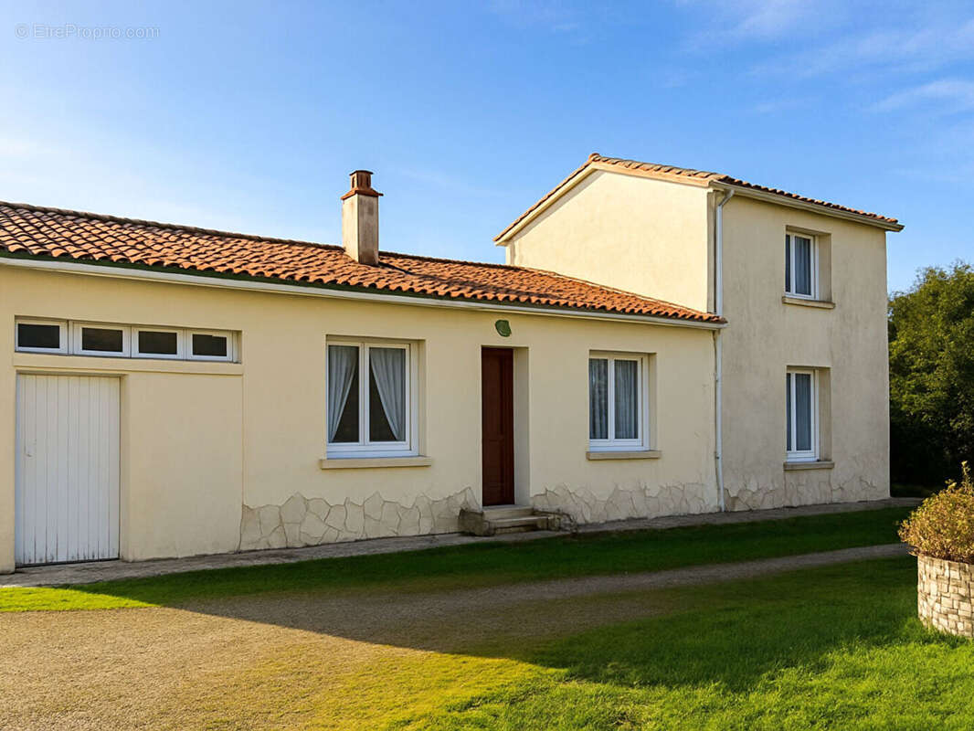 Maison à Brem sur Mer (85470) - photo 6