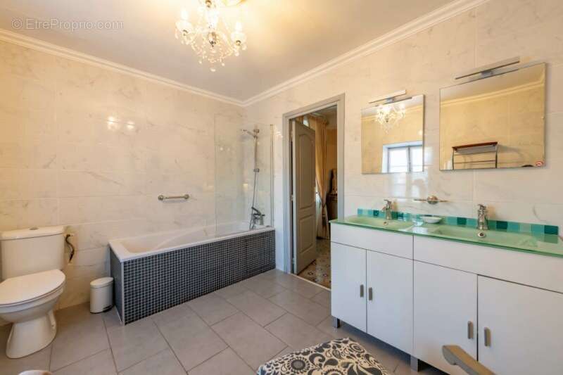 Maison à BIZE-MINERVOIS