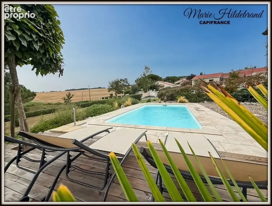 Maison récente de plain-pied – 4 chambres – piscine – terrain 2 349 m² - photo 2