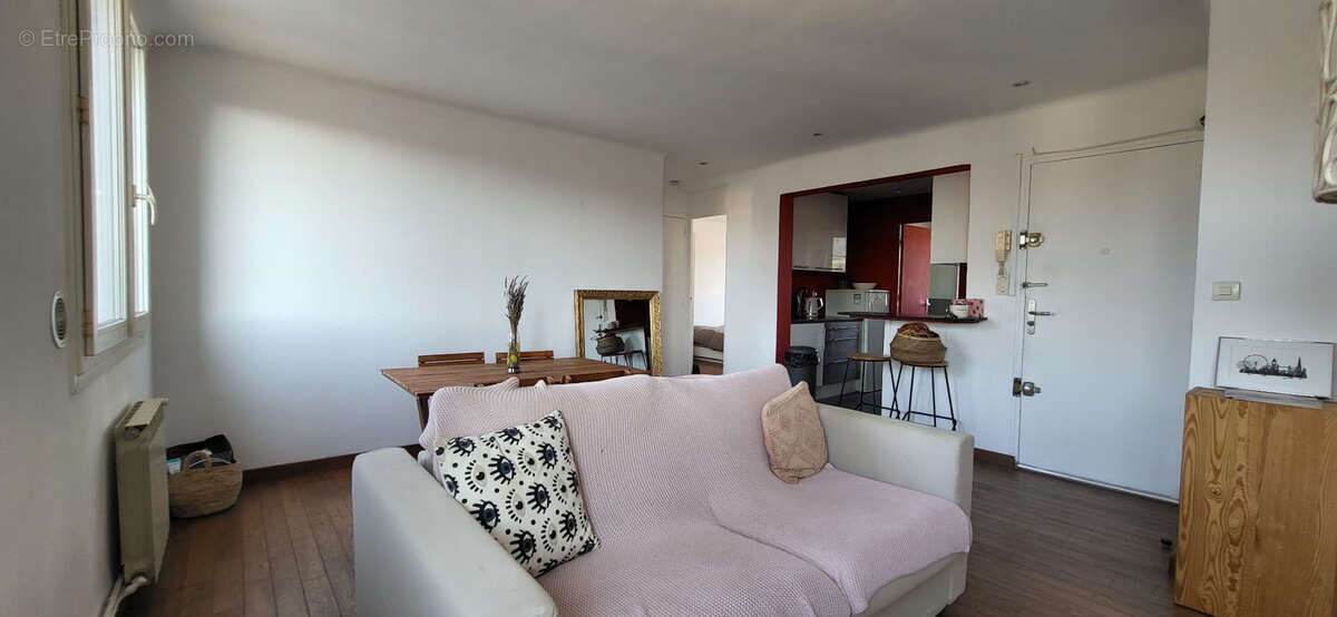 Appartement à MARSEILLE-2E