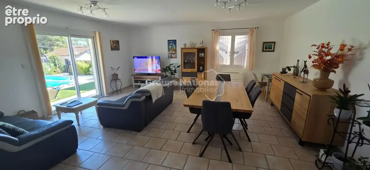 COUP DE COEUR AU ROVE! Villa de plain pied de type 4 de 112 m²  sur parcelle de terrain de 724 m² avec terrasses, piscine, cuisi - photo 16