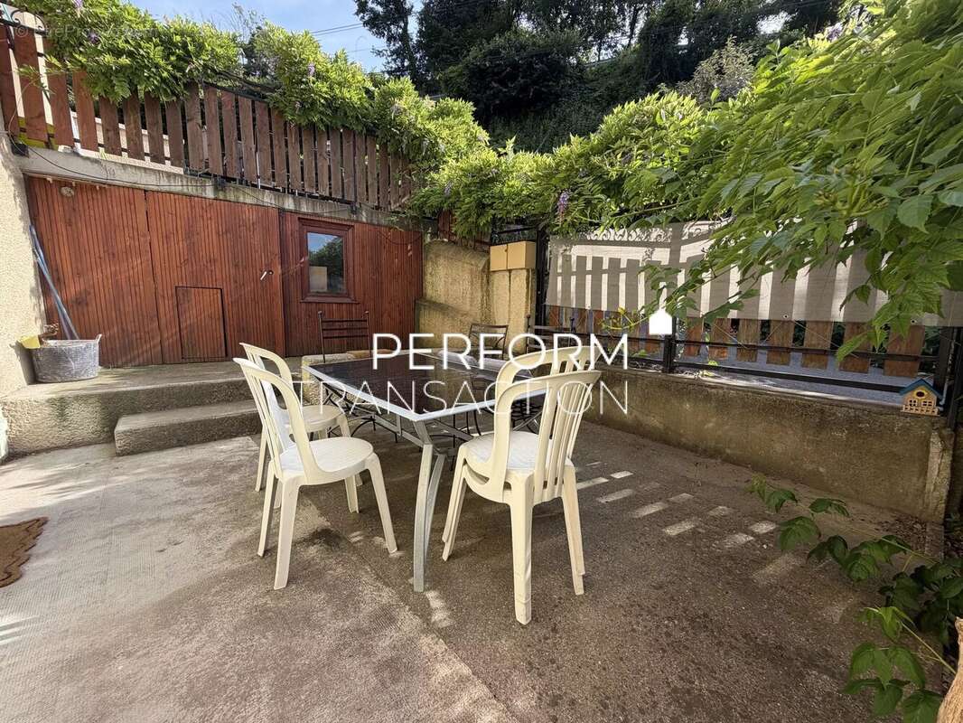 Appartement à SAINT-GEORGES-DE-COMMIERS