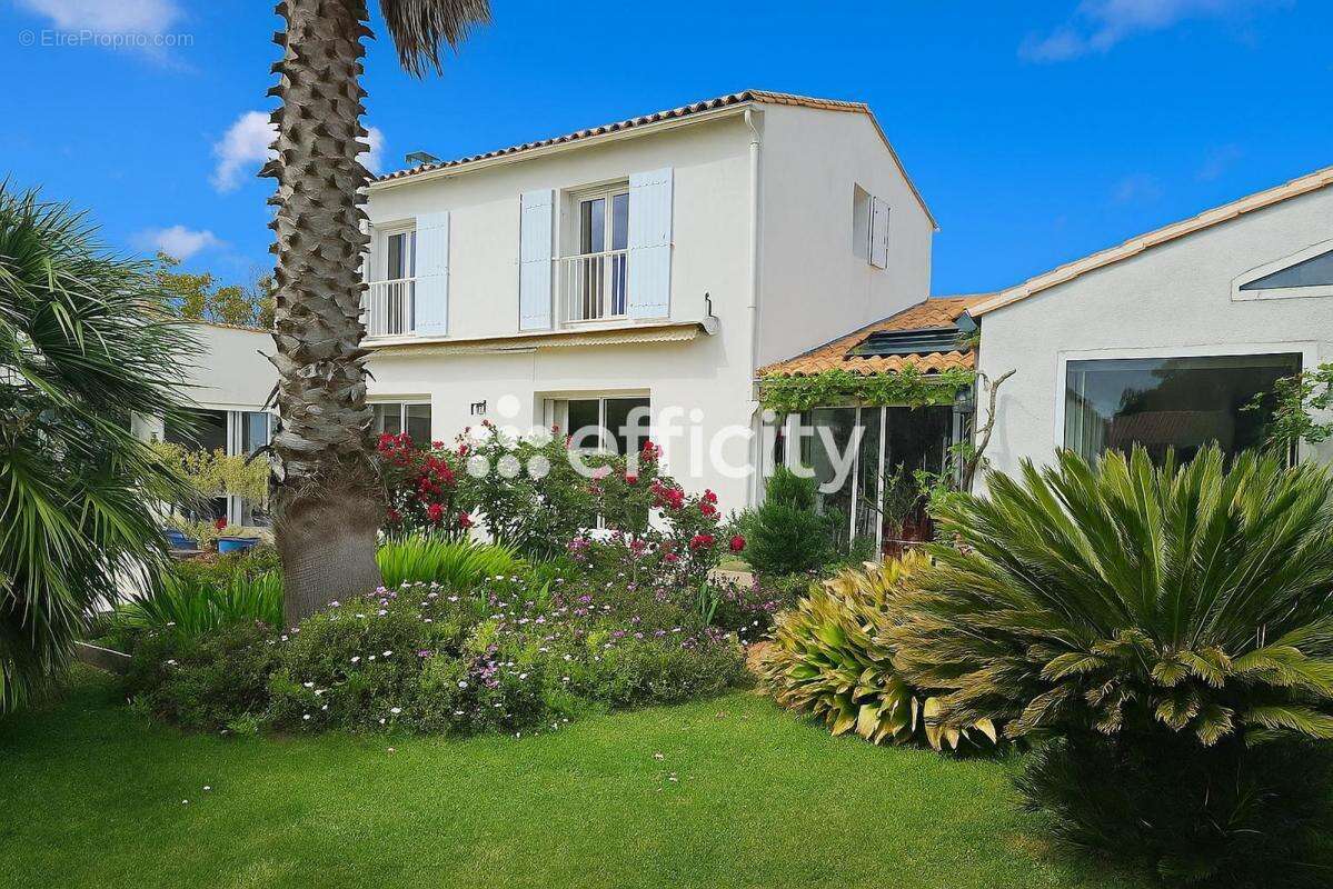 Maison à SAINTE-MARIE-DE-RE