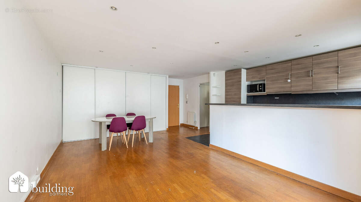 Appartement à LEVALLOIS-PERRET