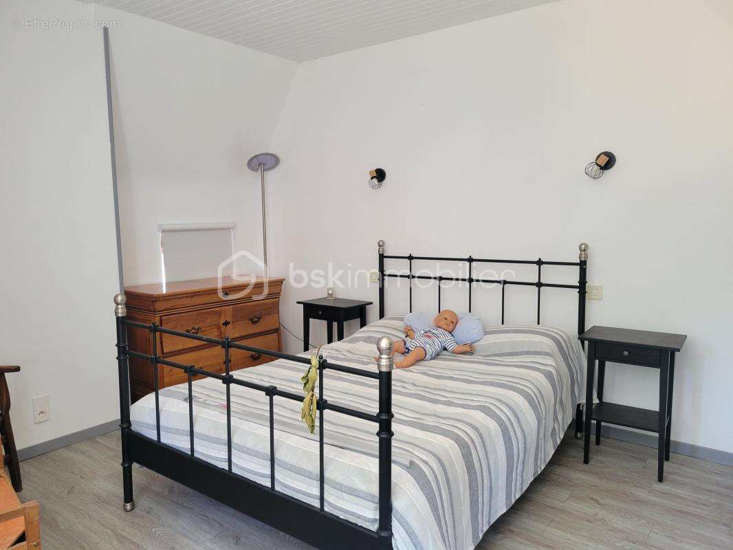 Coup de cœur assuré pour cette authentique maison en pierre - photo 8
