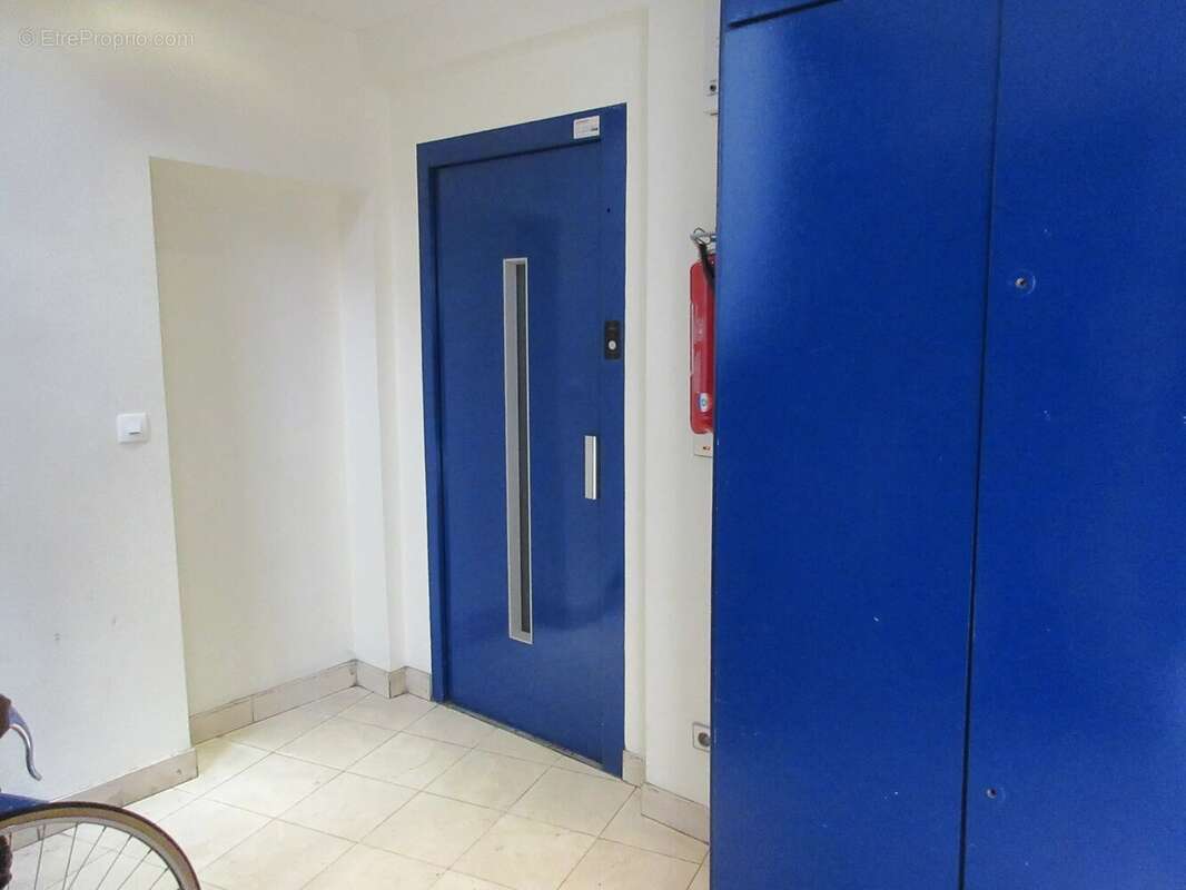 Appartement à SURESNES