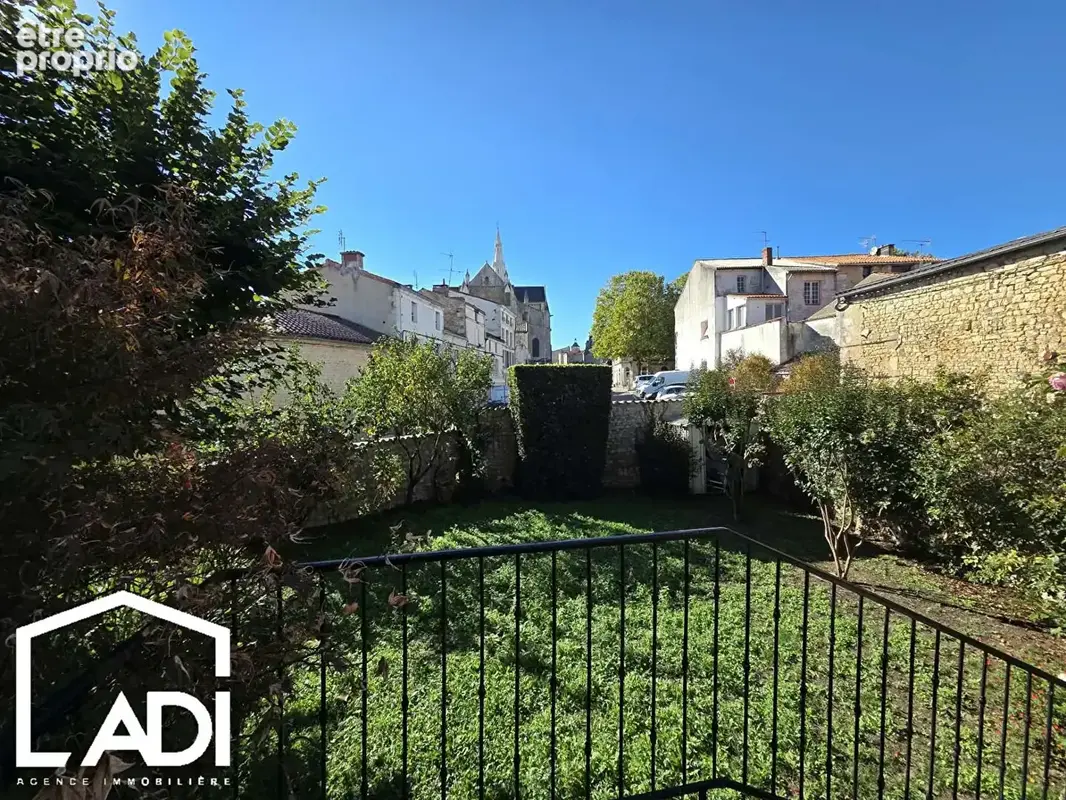 Exclusivité  - maison de ville à saint-maixent-l'école !! - photo 13