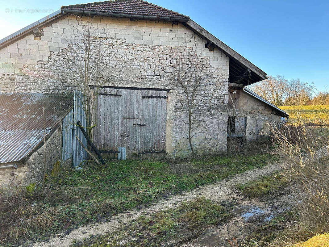 Maison à BRENOD