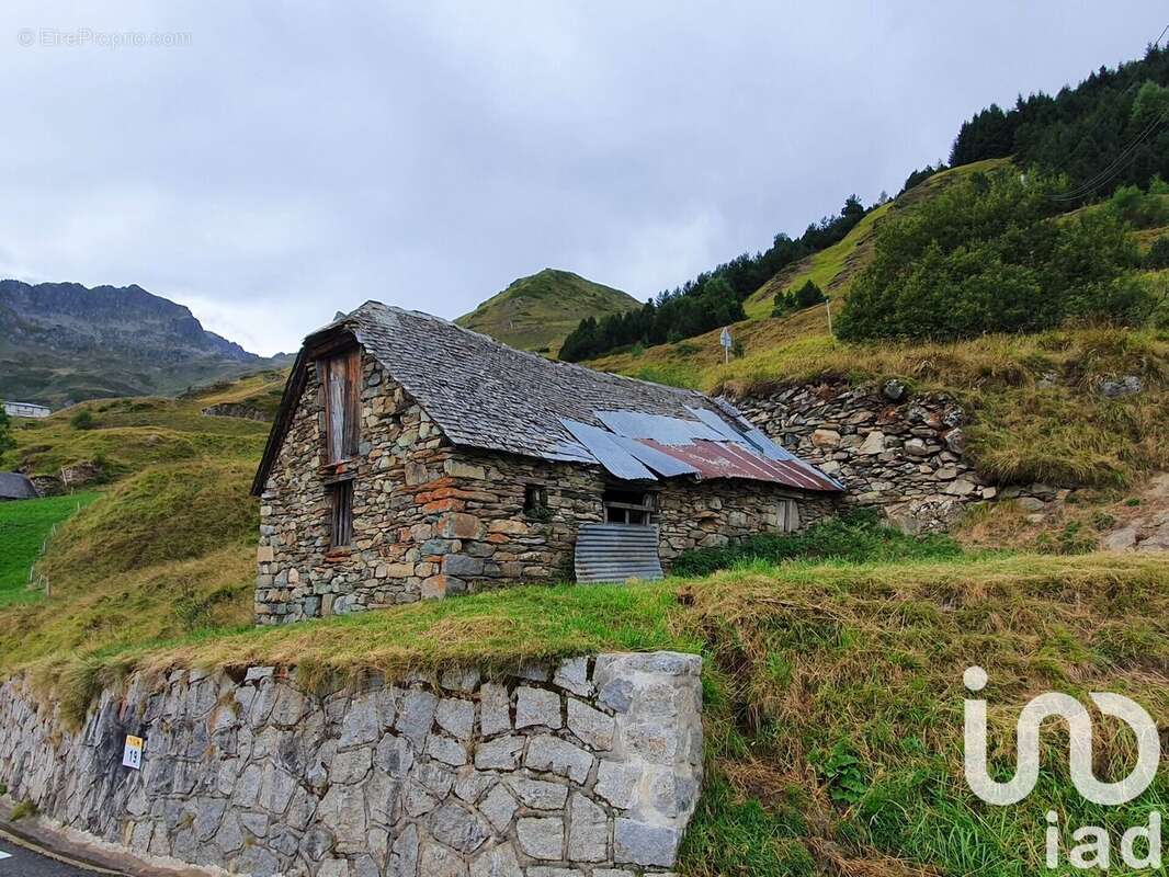 Photo 6 - Maison à LUZ-SAINT-SAUVEUR