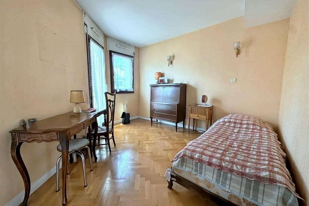 Appartement à SAINT-MANDE